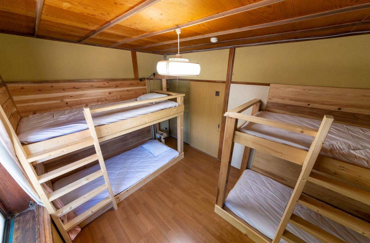 おせっかいゲストハウス 昭和の寅や Apartment Chikuma